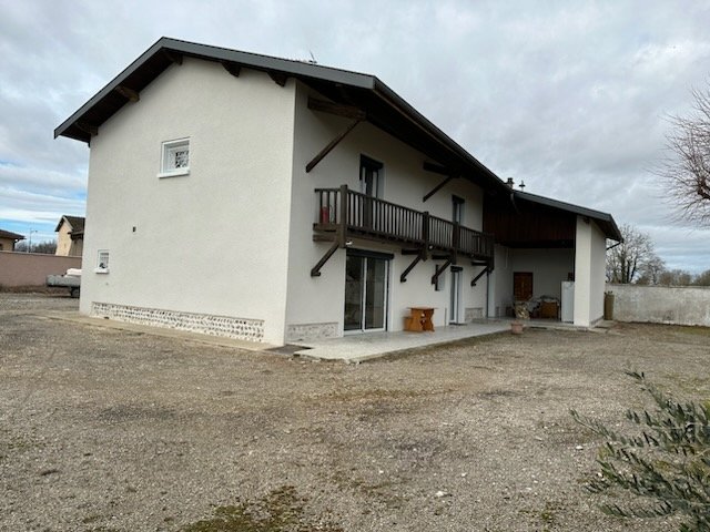 Rénovation pisé à Saint Maurice de Gourdans 